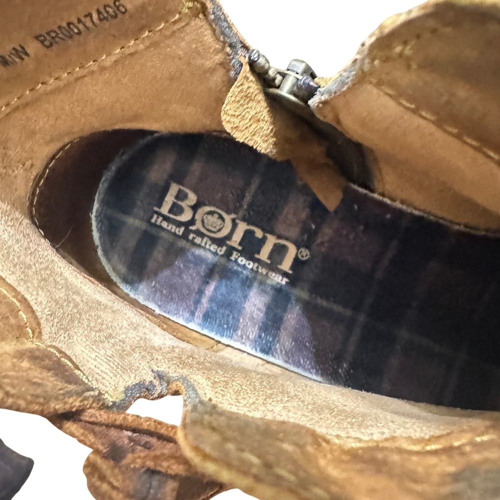 Born‎ Brown Distressed Suede Wyter Ankle Booties Women's Size 9.5 - Picture 10 of 11